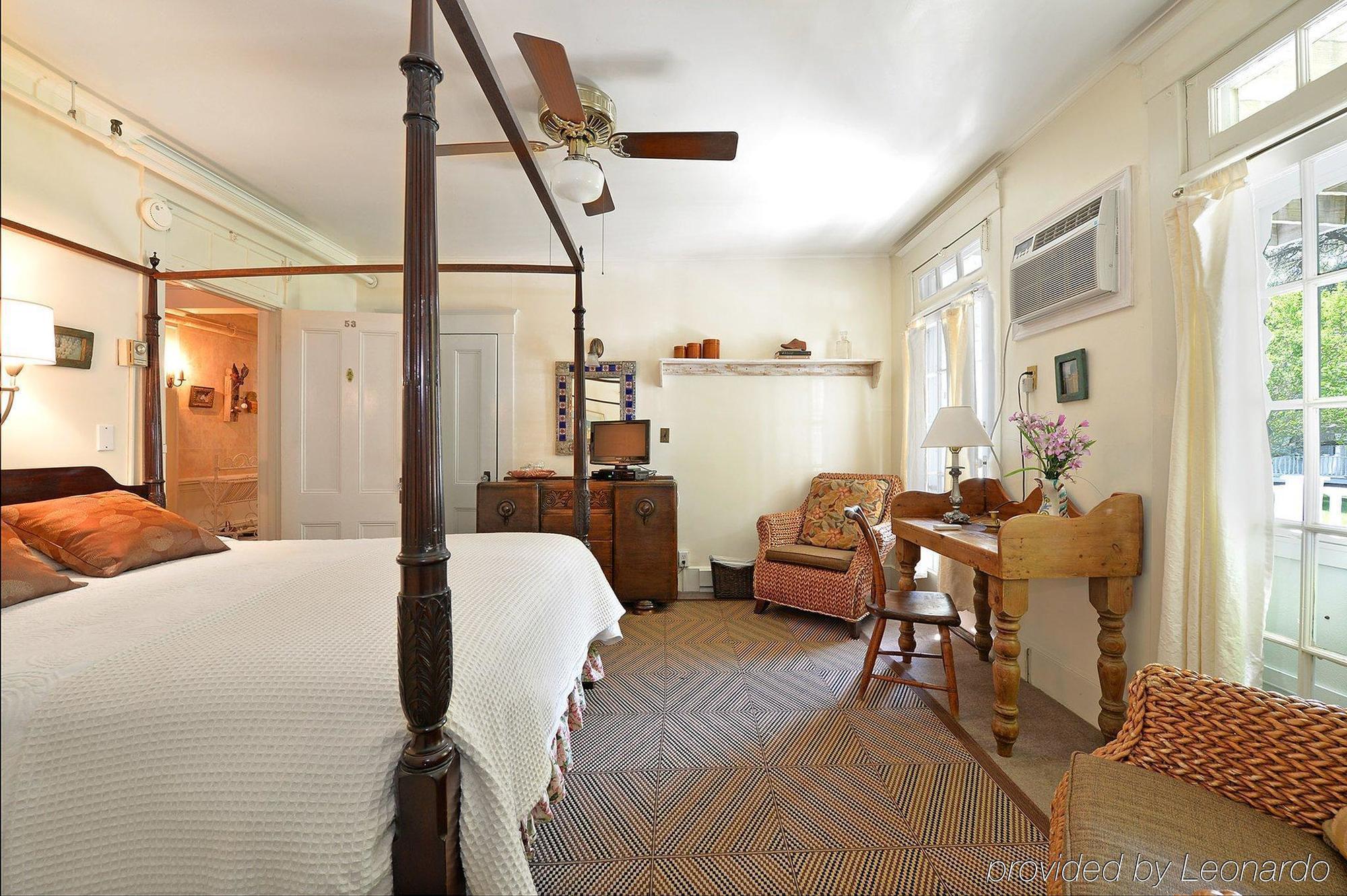 The Village Latch Inn Southampton Esterno foto